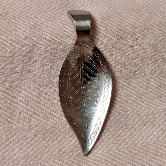 Stainless Steel Engraved Leaf Tea Bag Holder Caddy - Picture 4 of 8